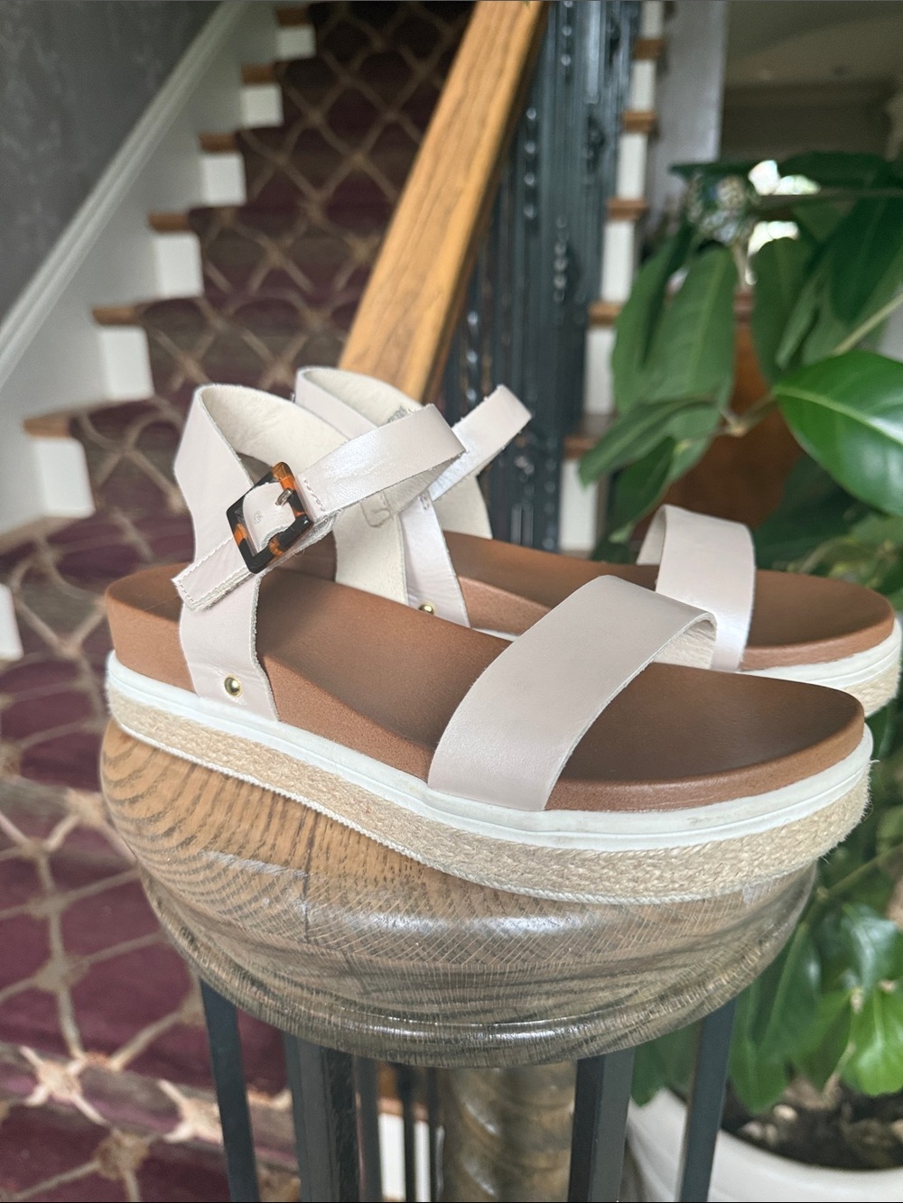 MIA JENISE girls sandal size 4 medium excellent condition - Picture 11 of 11